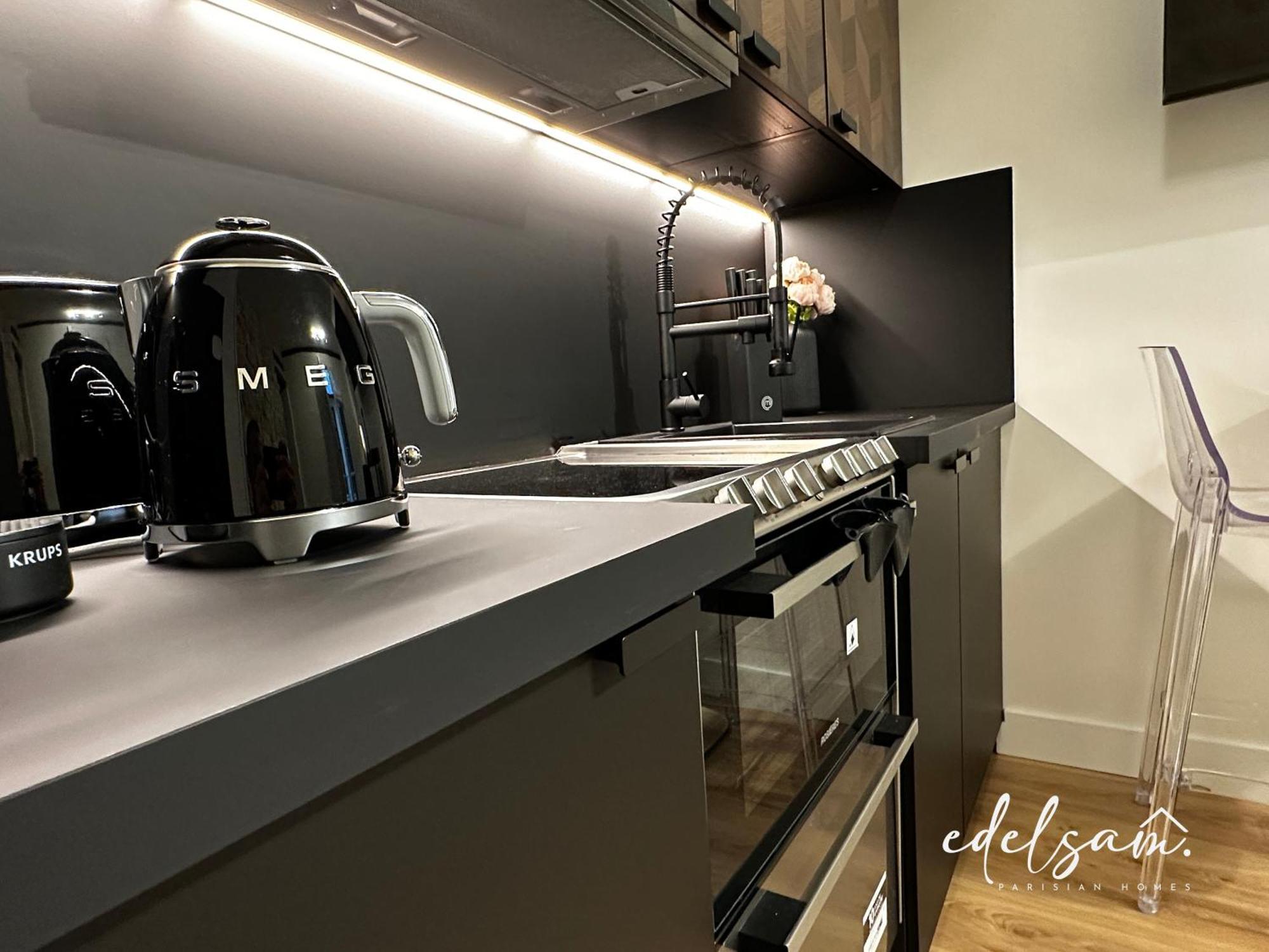 Apartment Marais By Melvane Paris